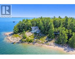 8 ISLAND 29C, carling, Ontario