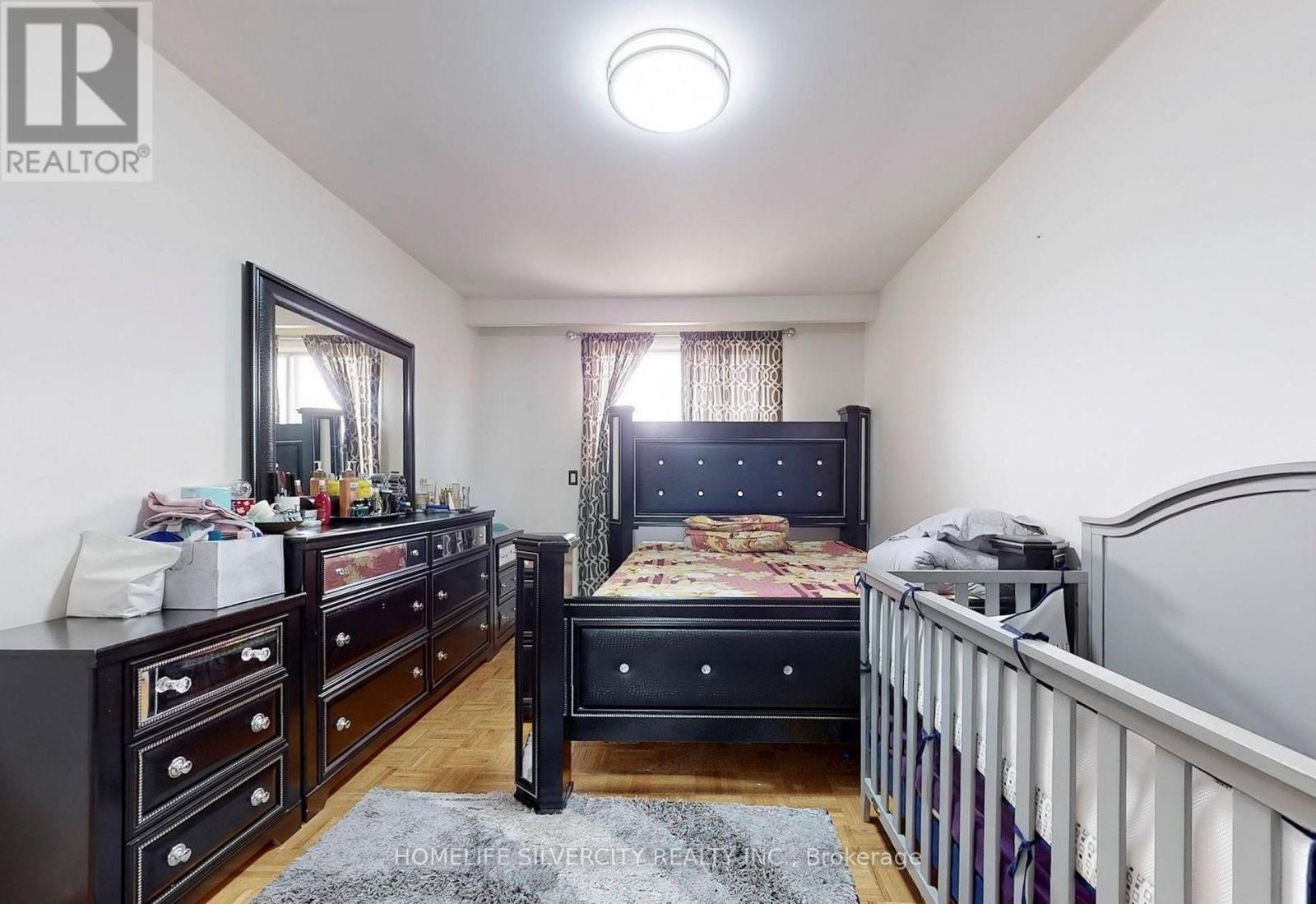 8 - 7033 Netherbrae Road, Mississauga, Ontario  L4T 2W2 - Photo 7 - W12942016