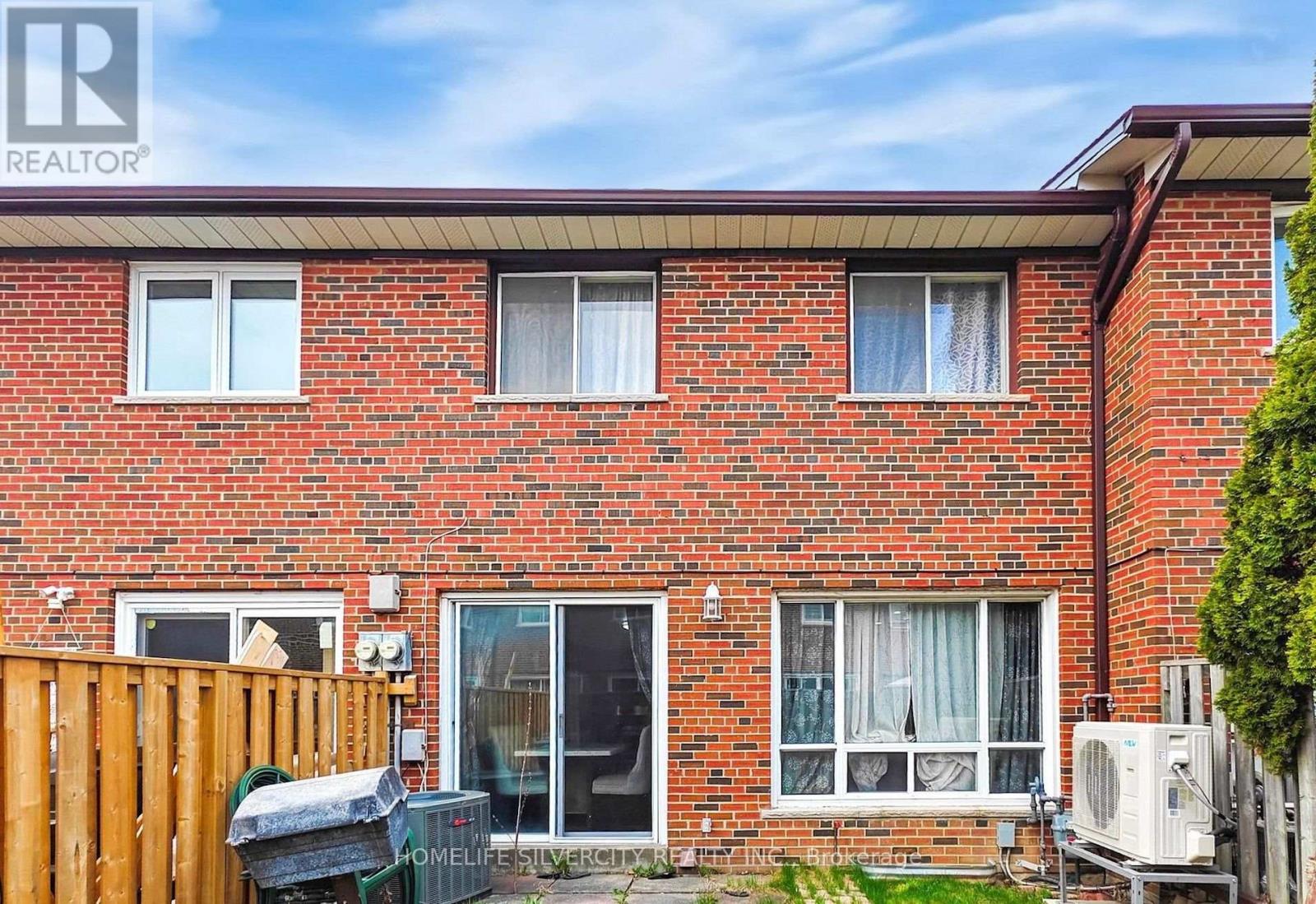 8 - 7033 Netherbrae Road, Mississauga, Ontario  L4T 2W2 - Photo 10 - W12942016