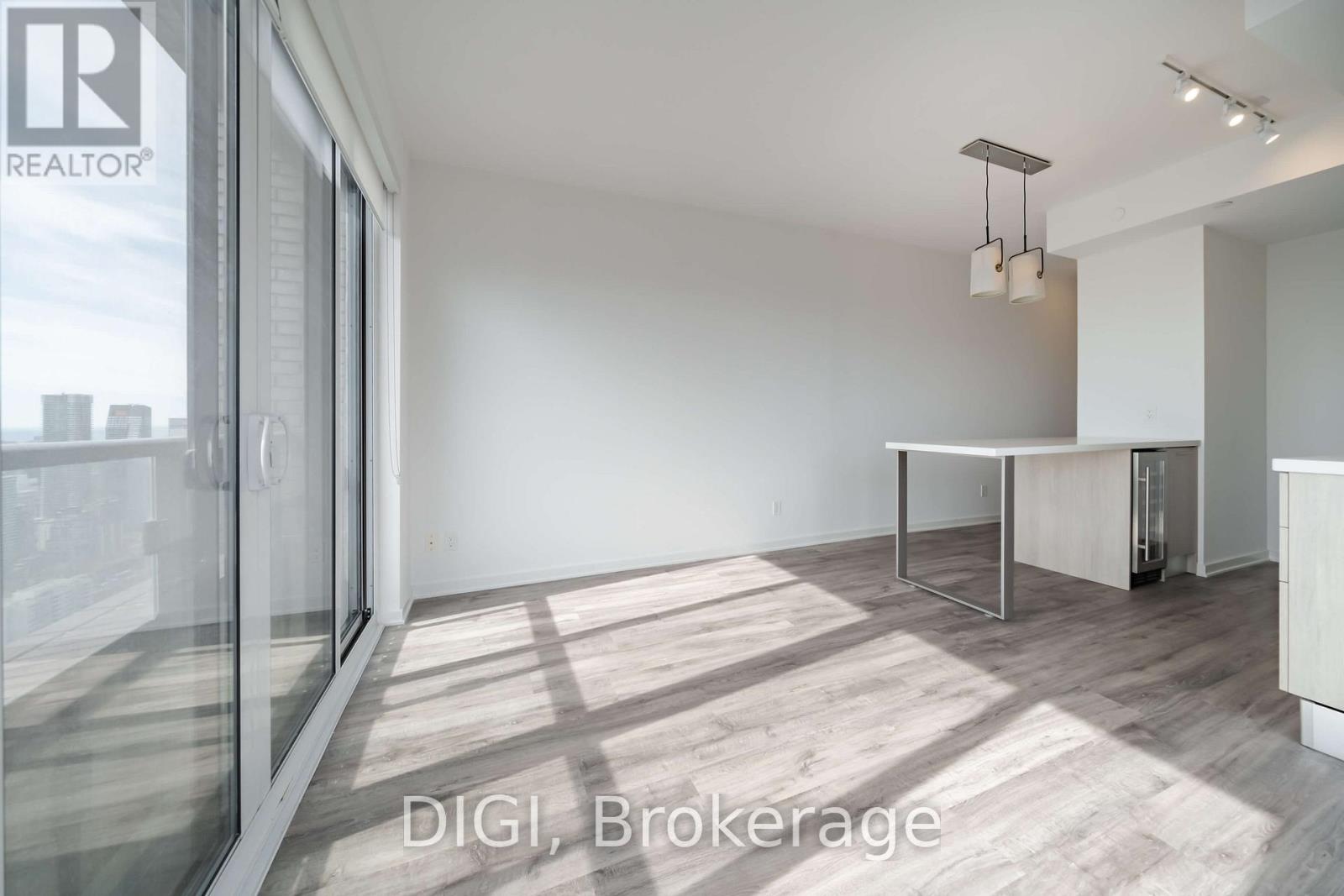 2607 - 25 Selby Street, Toronto, Ontario  M4Y 0E6 - Photo 4 - C12947852