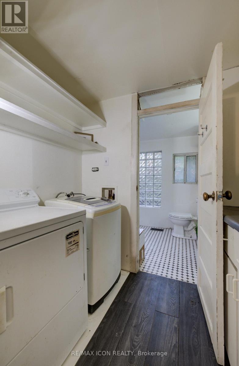 898 Eastern Avenue, Toronto, Ontario  M4L 1A4 - Photo 21 - E12947794