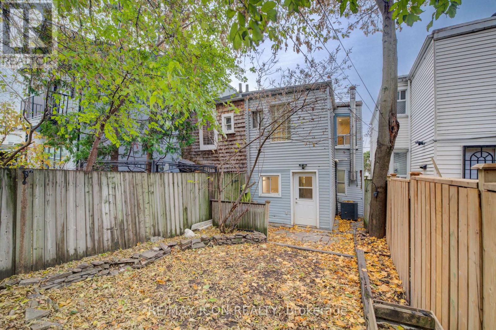 898 Eastern Avenue, Toronto, Ontario  M4L 1A4 - Photo 28 - E12947794