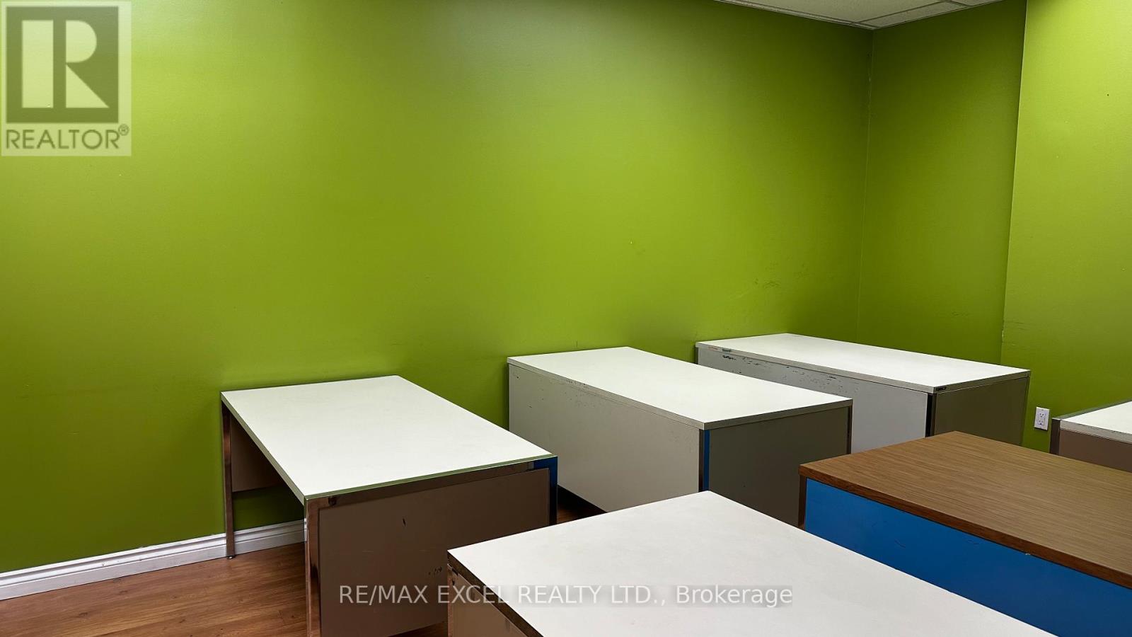 208 - 55 Nugget Avenue, Toronto, Ontario  M1S 3L1 - Photo 3 - E12947816