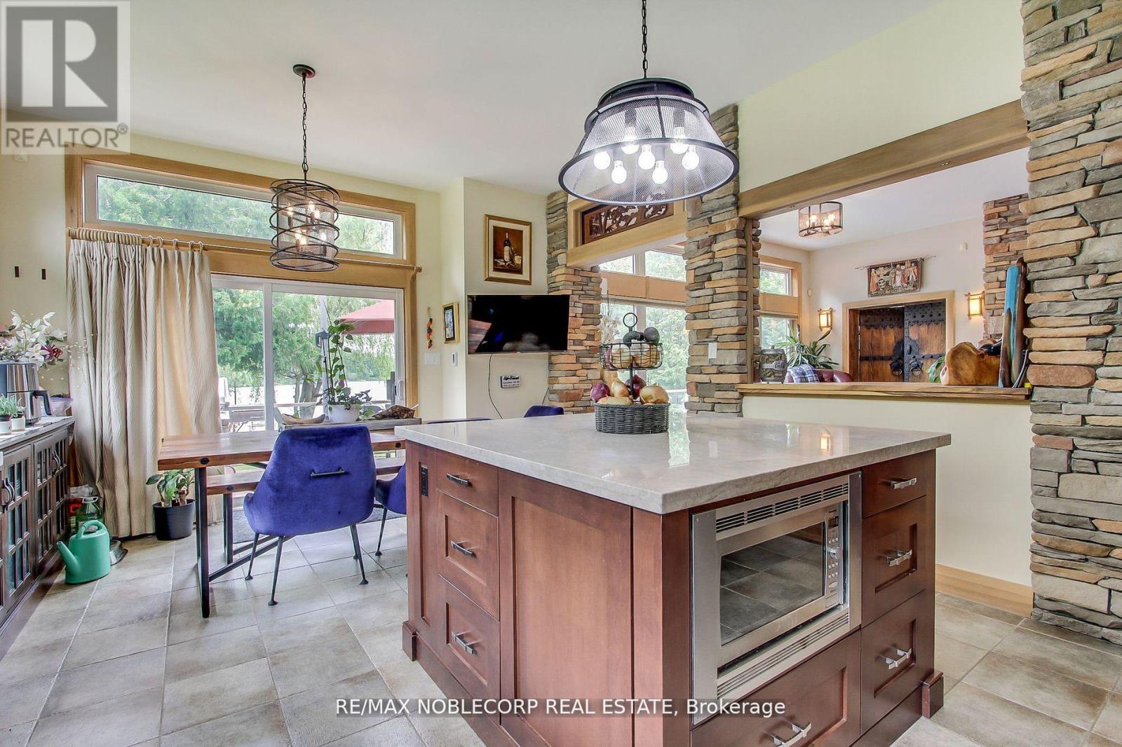 11201 Lake Ridge Road, Scugog, Ontario  L9L 1V7 - Photo 8 - E12947822