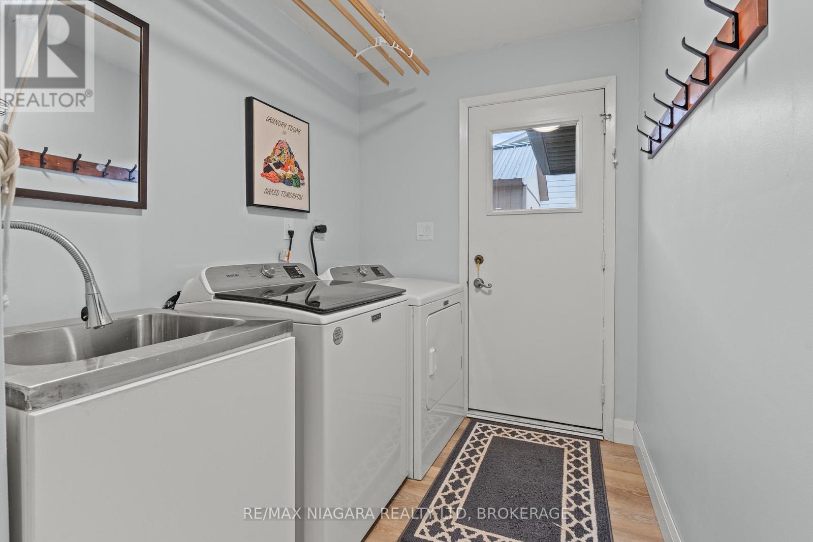 7 Garrison Village Drive, Niagara-On-The-Lake, Ontario  L0S 1J0 - Photo 17 - X12947818