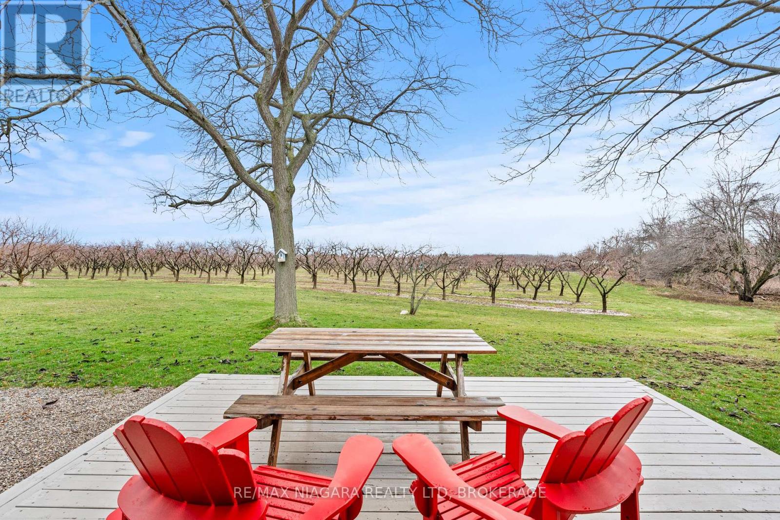 7 Garrison Village Drive, Niagara-On-The-Lake, Ontario  L0S 1J0 - Photo 2 - X12947818