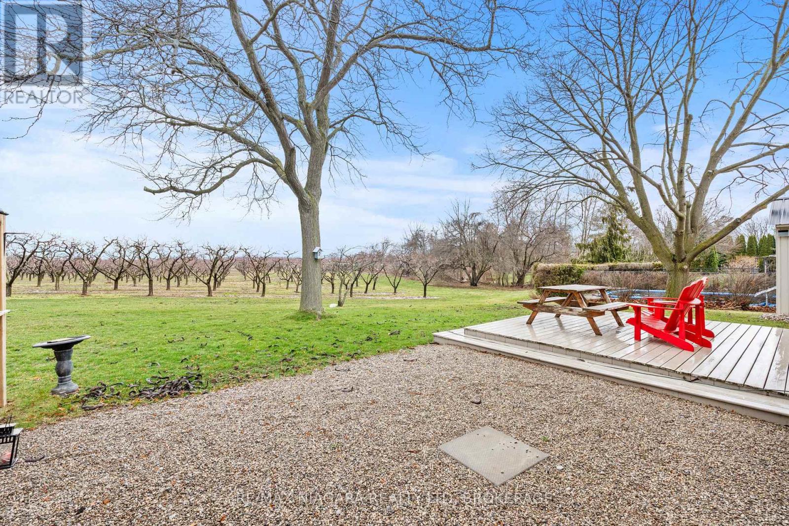 7 Garrison Village Drive, Niagara-On-The-Lake, Ontario  L0S 1J0 - Photo 3 - X12947818