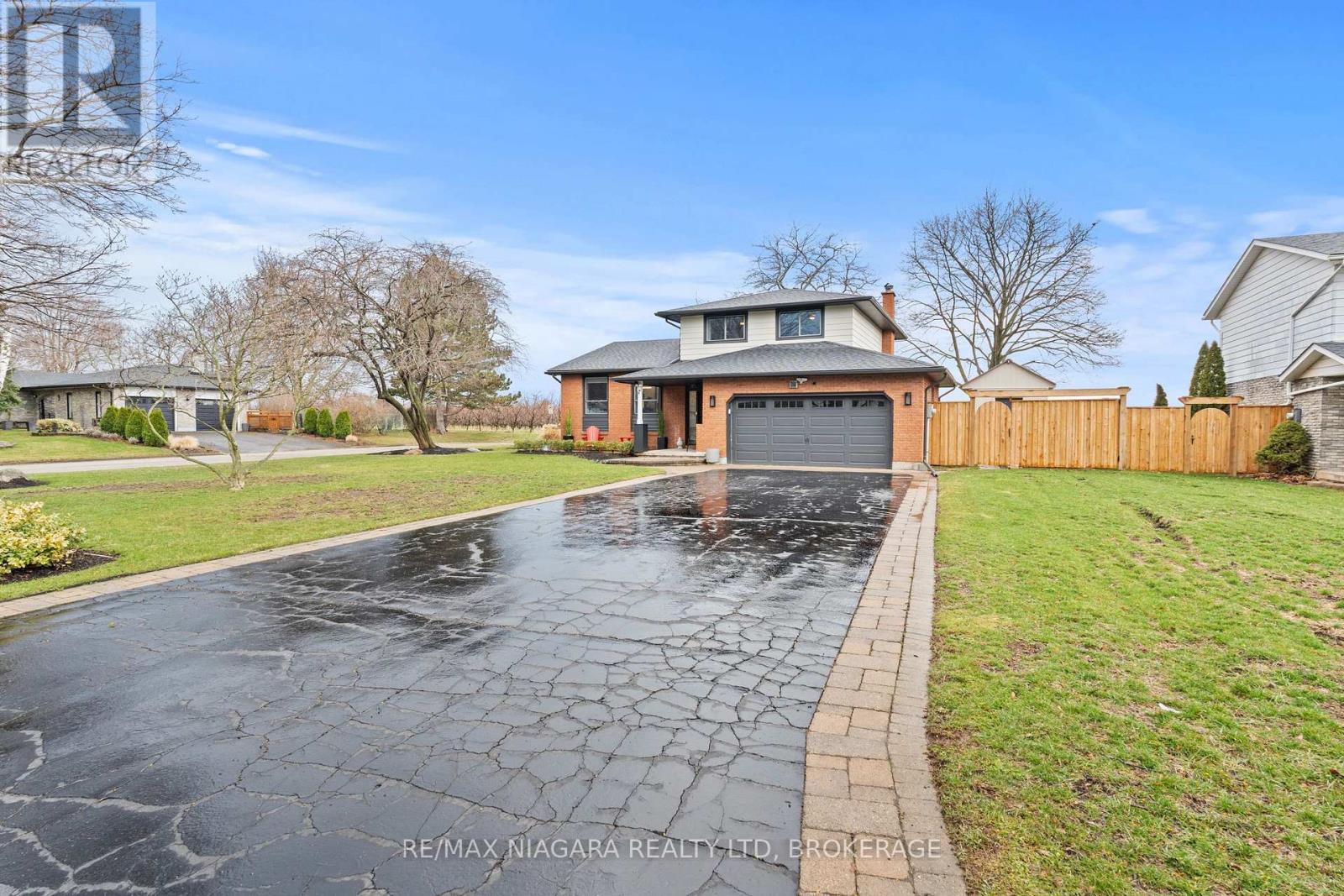 7 Garrison Village Drive, Niagara-On-The-Lake, Ontario  L0S 1J0 - Photo 31 - X12947818