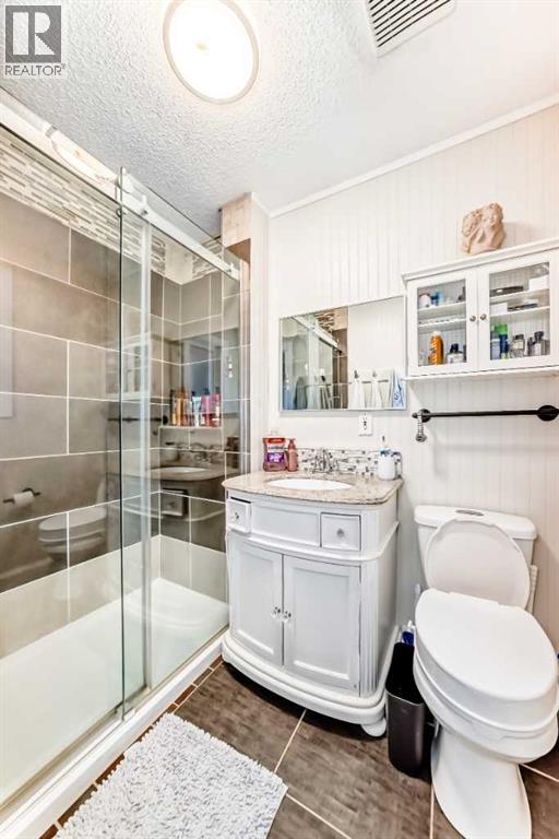 1328 Meadowbrook Drive SE, Airdrie, Alberta  T4A 2A3 - Photo 17 - A2286730