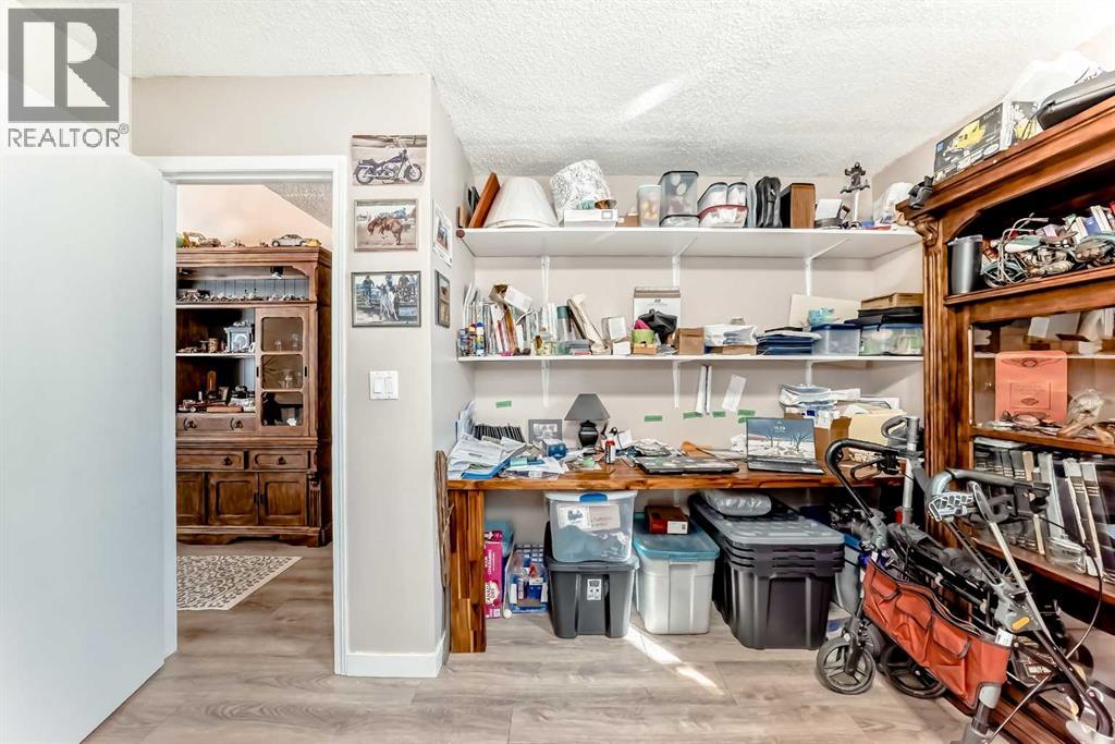 1328 Meadowbrook Drive SE, Airdrie, Alberta  T4A 2A3 - Photo 20 - A2286730