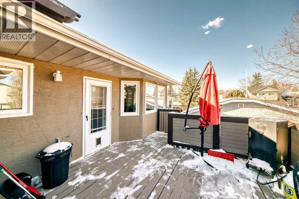 1328 Meadowbrook Drive SE, Airdrie, Alberta  T4A 2A3 - Photo 35 - A2286730