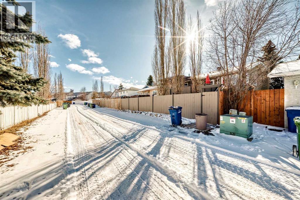 1328 Meadowbrook Drive SE, Airdrie, Alberta  T4A 2A3 - Photo 40 - A2286730