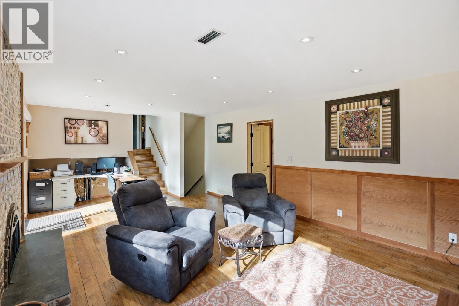 526 Yale Road, Port Moody, British Columbia  V3H 3K3 - Photo 13 - R3105137