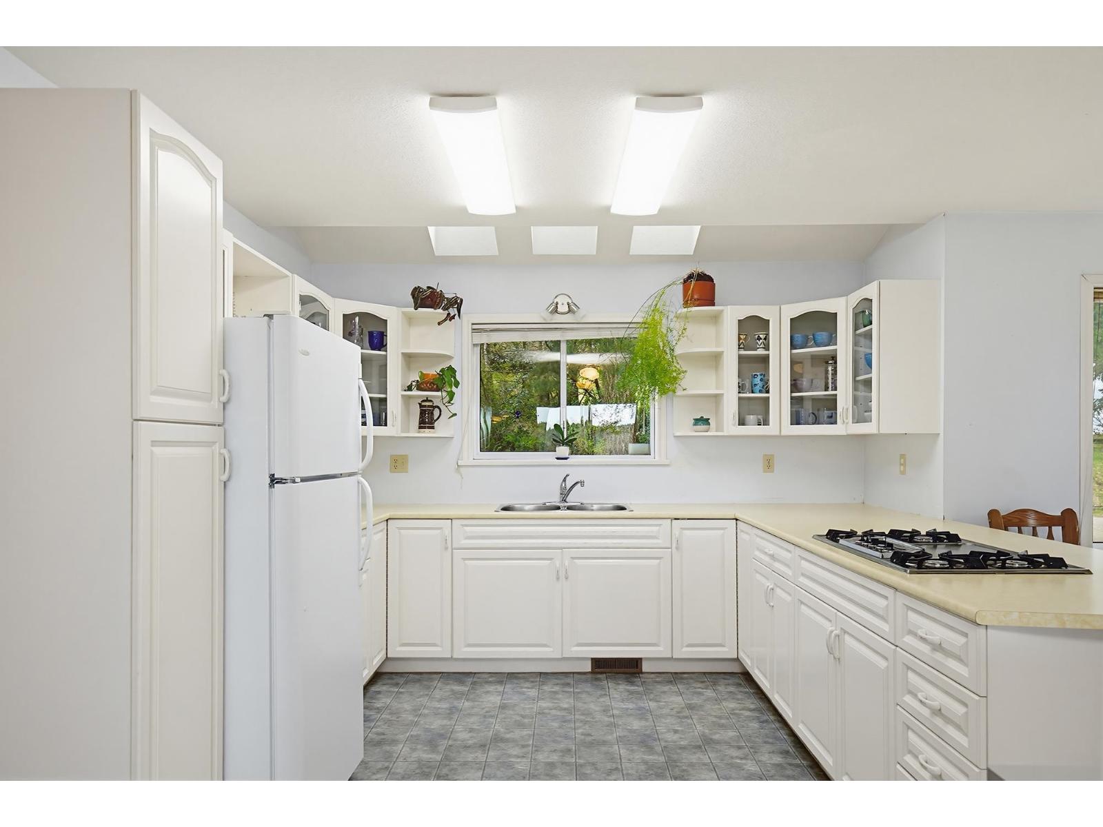 30199 Silverdale Avenue, Mission, British Columbia  V4S 1H2 - Photo 13 - R3105769