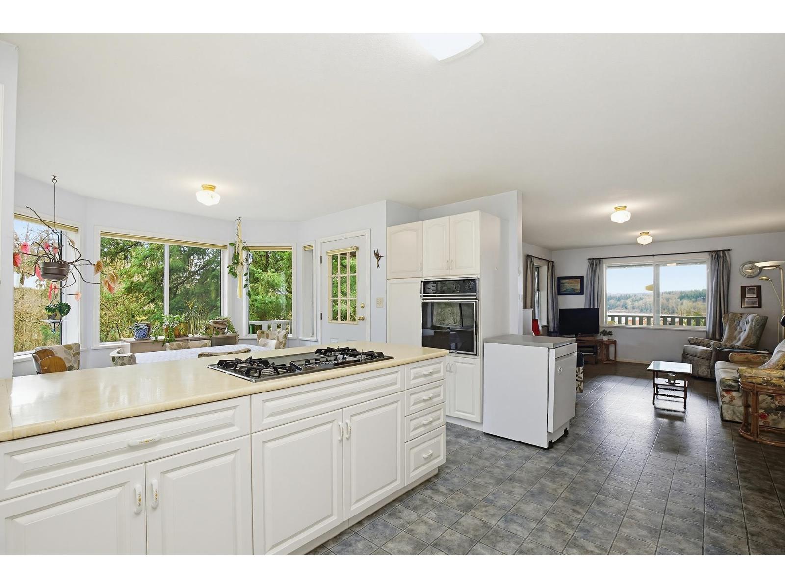 30199 Silverdale Avenue, Mission, British Columbia  V4S 1H2 - Photo 18 - R3105769