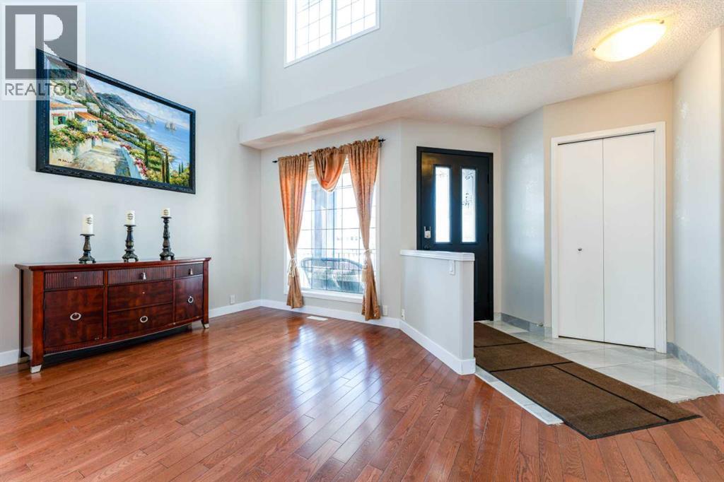 343 Millview Bay SW, Calgary, Alberta  T2Y 3Y1 - Photo 2 - A2295934