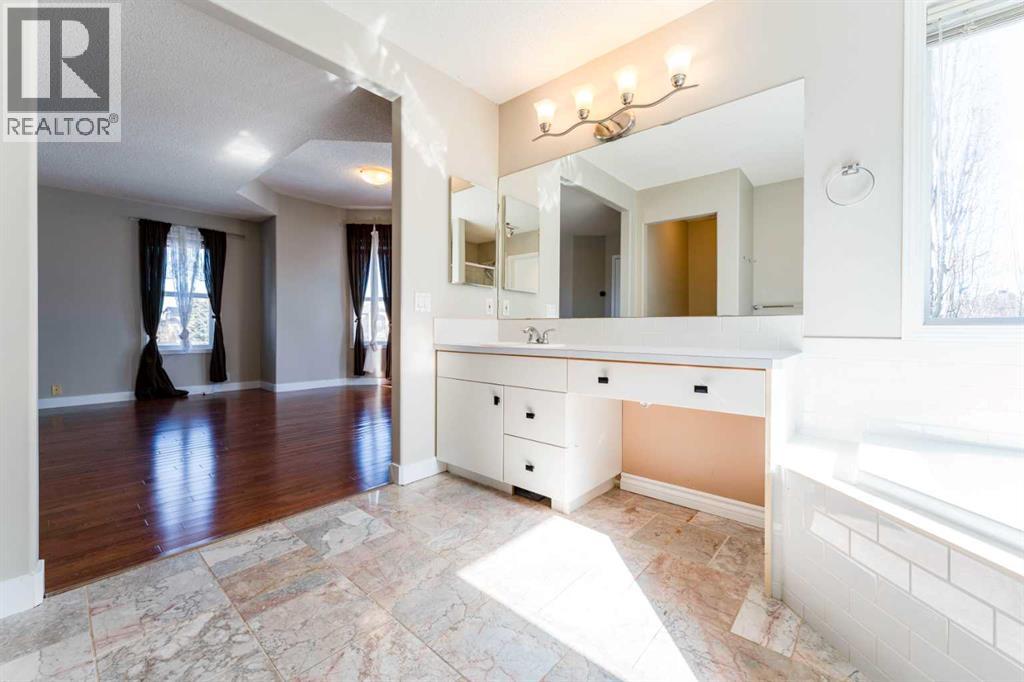 343 Millview Bay SW, Calgary, Alberta  T2Y 3Y1 - Photo 27 - A2295934