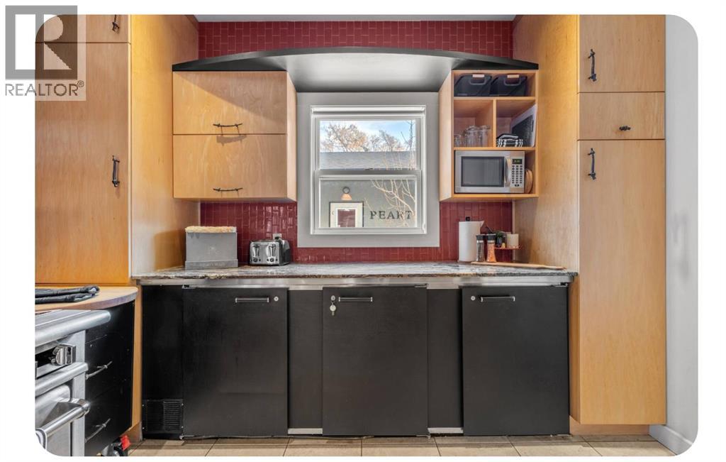 714 7 Avenue Ne, Calgary, Alberta  T2E 0N5 - Photo 3 - A2296979