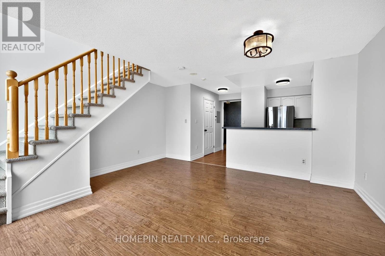 1103 - 39 Oneida Crescent, Richmond Hill, Ontario  L4B 4T9 - Photo 8 - N12947830