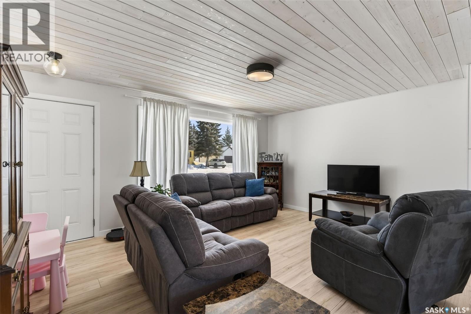 105 4th Avenue N, St. Brieux, Saskatchewan  S0K 3V0 - Photo 23 - SK031811