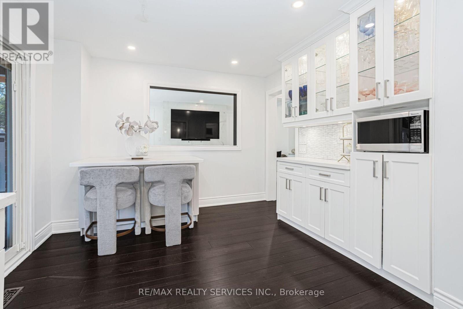 18 Creekview Court, Brampton, Ontario  L6Z 3Y2 - Photo 14 - W12947356