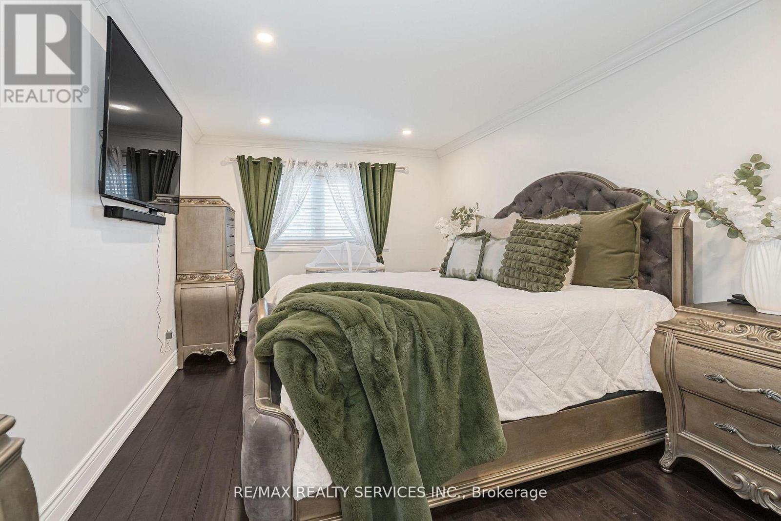 18 Creekview Court, Brampton, Ontario  L6Z 3Y2 - Photo 28 - W12947356