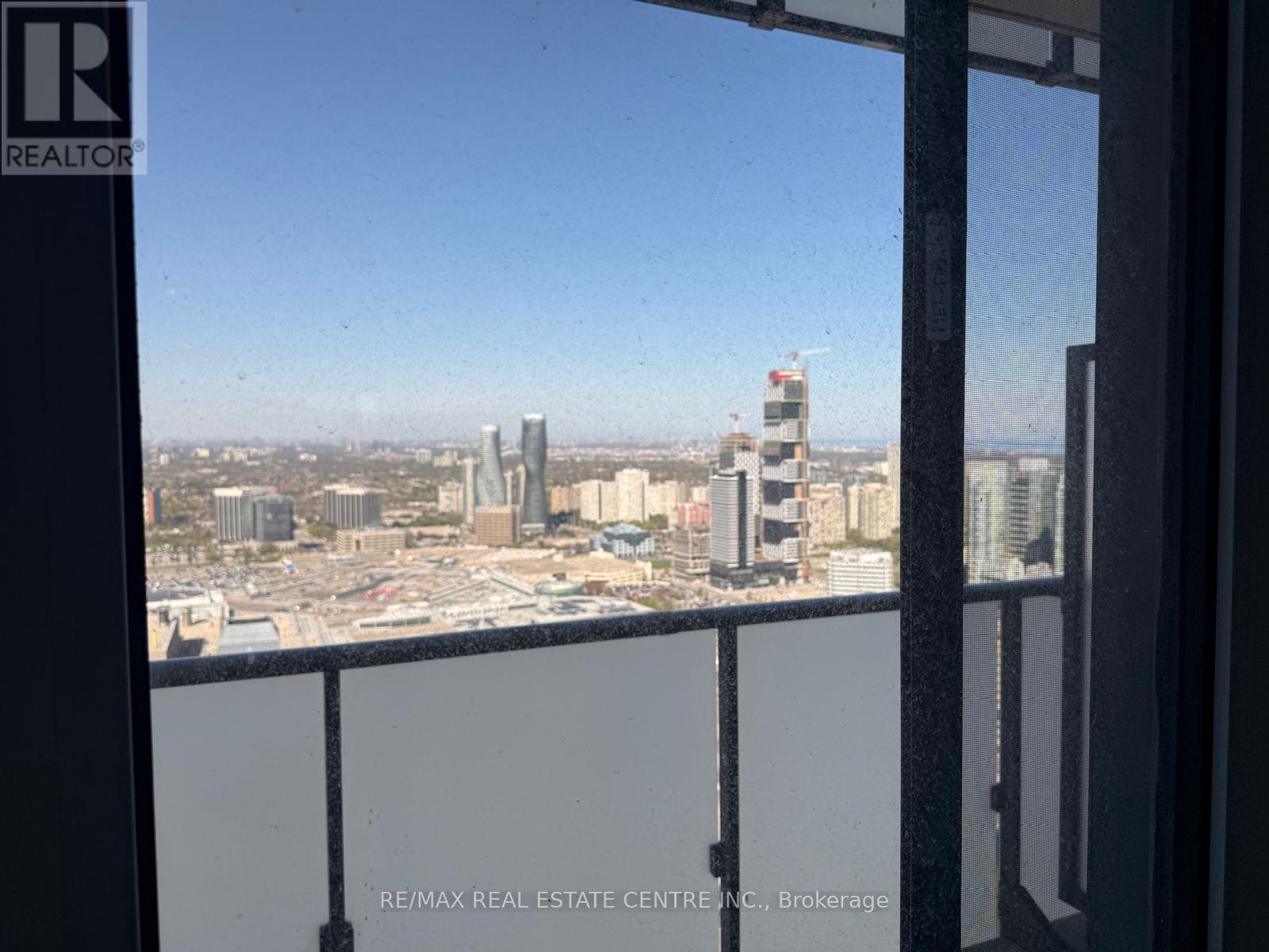 4301 - 430 Square One Drive, Mississauga, Ontario  L5B 0L6 - Photo 20 - W12947772