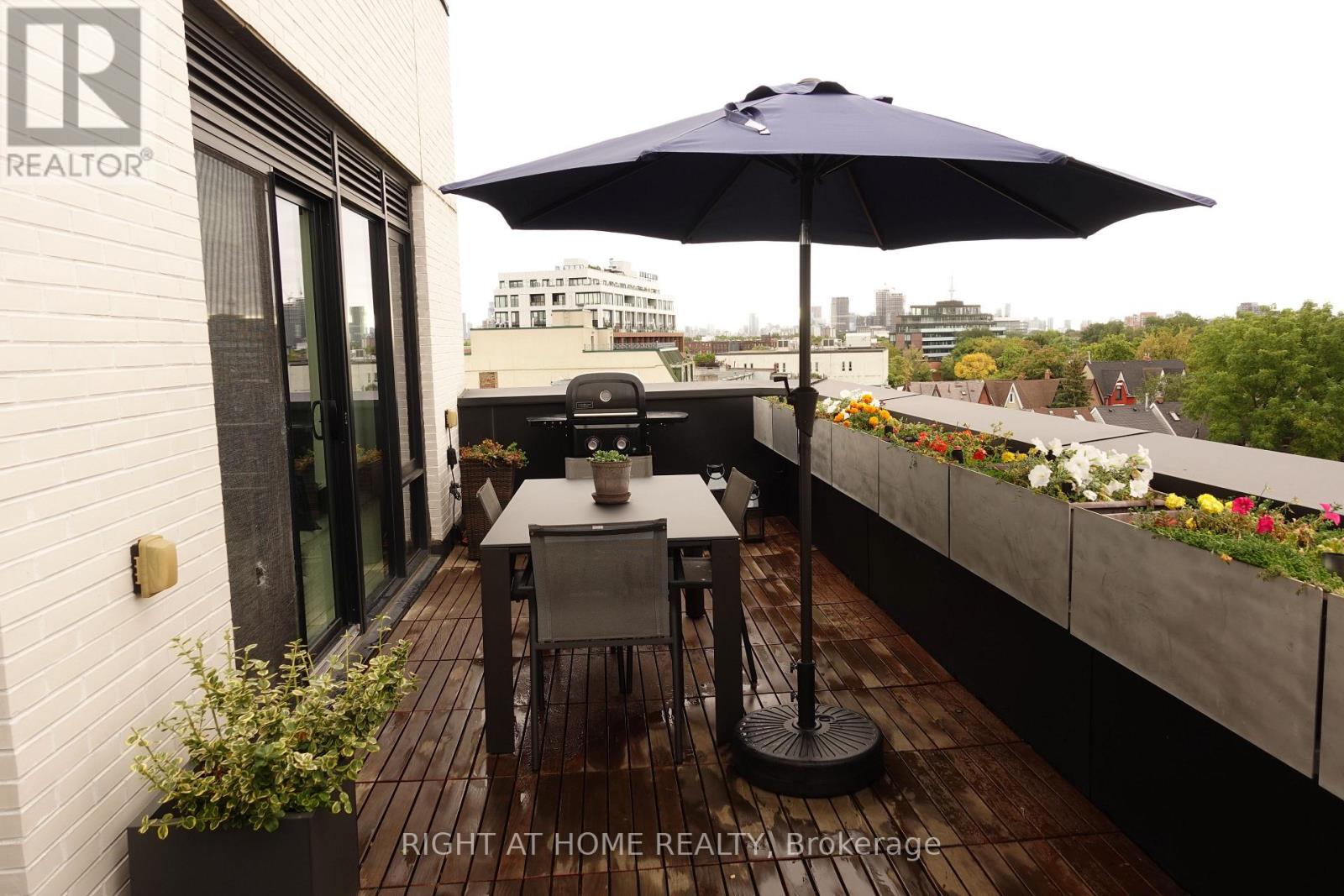 613 - 530 Indian Grove, Toronto, Ontario  M6P 0B3 - Photo 33 - W12947782