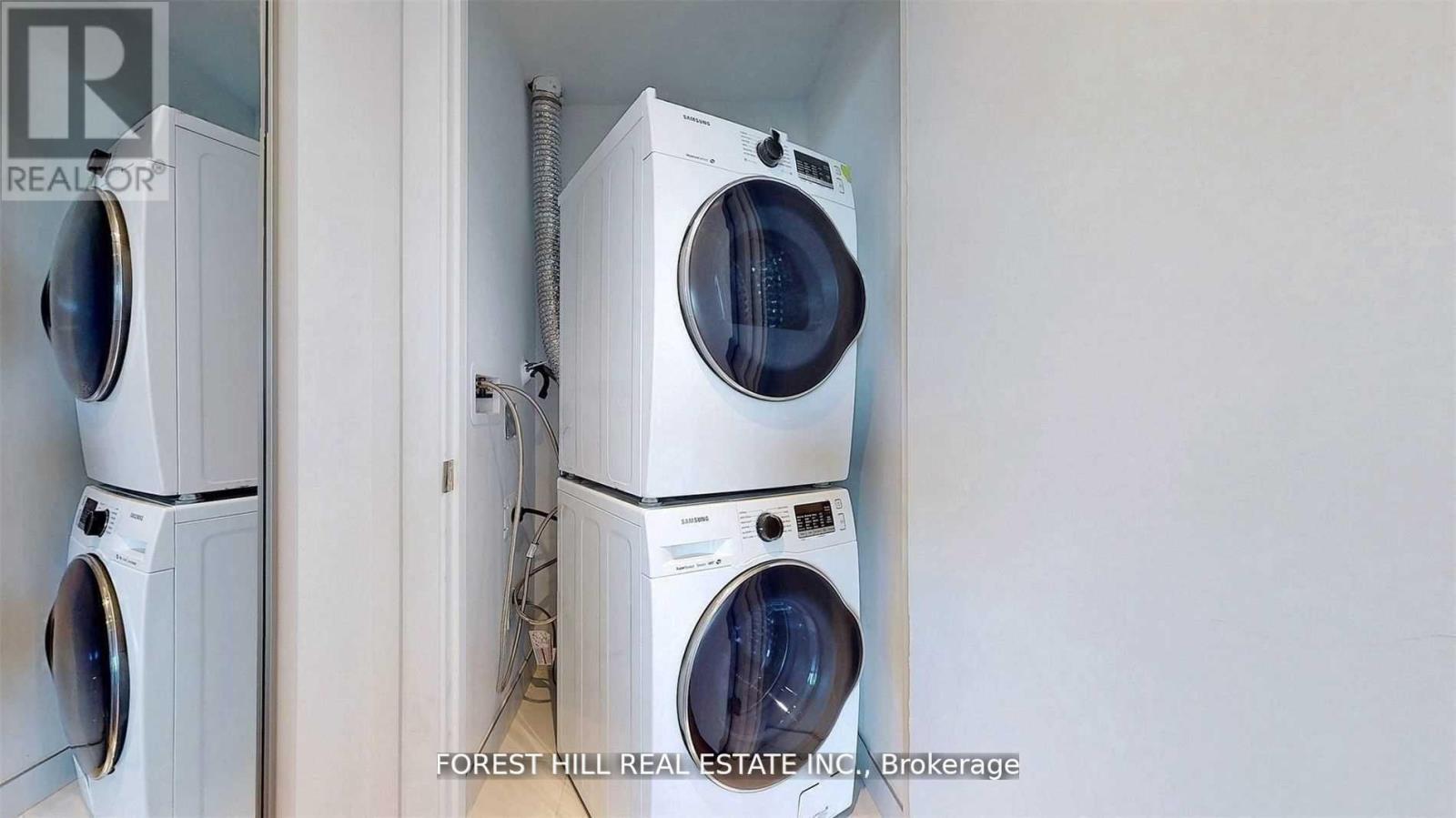 3715 - 1926 Lake Shore Boulevard W, Toronto, Ontario  M6S 1A1 - Photo 13 - W12947798