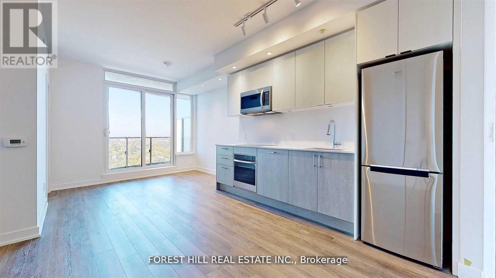 3715 - 1926 Lake Shore Boulevard W, Toronto, Ontario  M6S 1A1 - Photo 2 - W12947798