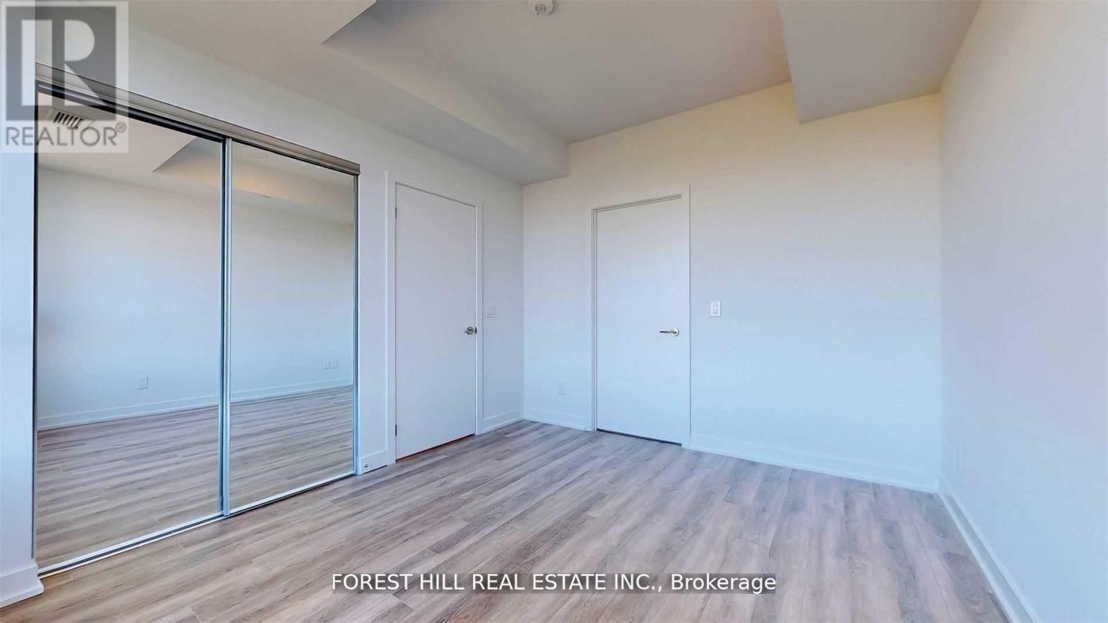 3715 - 1926 Lake Shore Boulevard W, Toronto, Ontario  M6S 1A1 - Photo 7 - W12947798