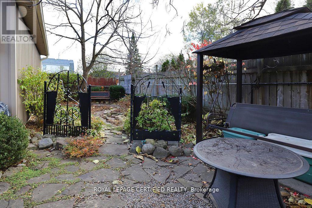 37 Jessie Street, Brampton, Ontario  L6Y 1L5 - Photo 41 - W12947804