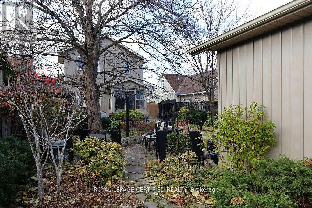 37 Jessie Street, Brampton, Ontario  L6Y 1L5 - Photo 43 - W12947804