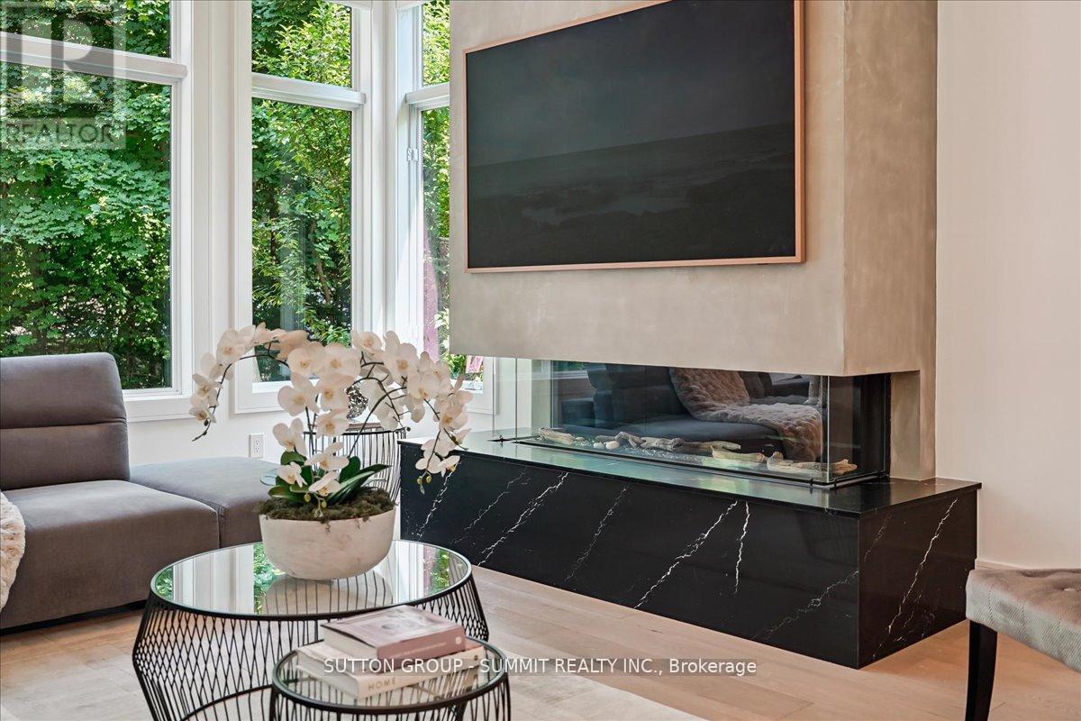 1100 Cedar Grove Boulevard, Oakville, Ontario  L6J 2C4 - Photo 22 - W12947808