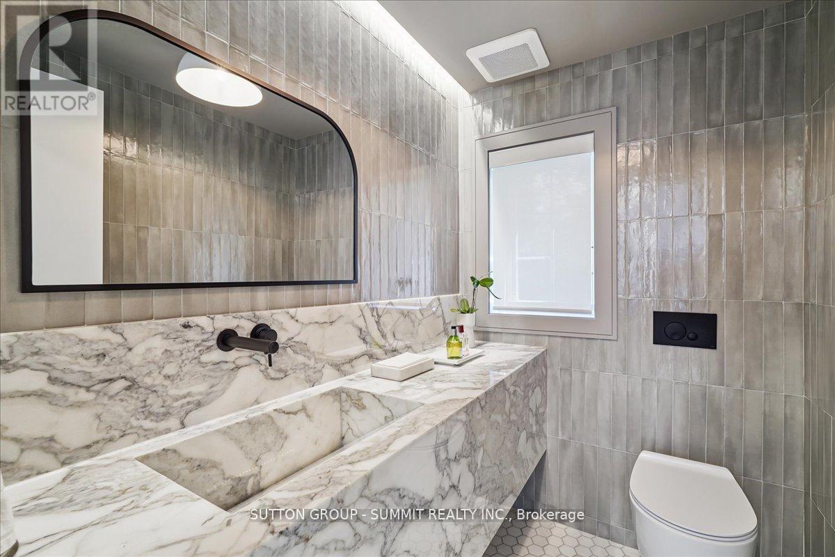 1100 Cedar Grove Boulevard, Oakville, Ontario  L6J 2C4 - Photo 23 - W12947808