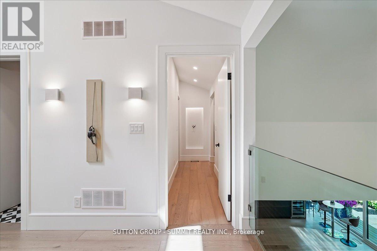 1100 Cedar Grove Boulevard, Oakville, Ontario  L6J 2C4 - Photo 26 - W12947808