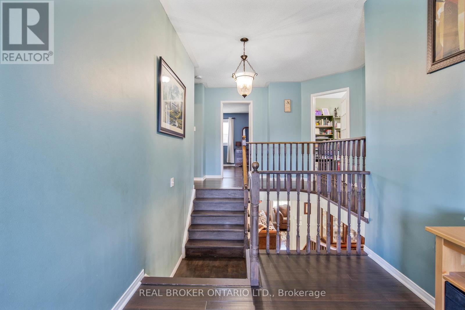 56 Lockheed Crescent, Brampton, Ontario  L7A 3G4 - Photo 16 - W12947842