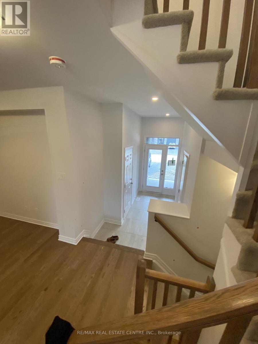 2440 Goldhawk Road, Ottawa, Ontario  K2S 2X7 - Photo 2 - X12947868