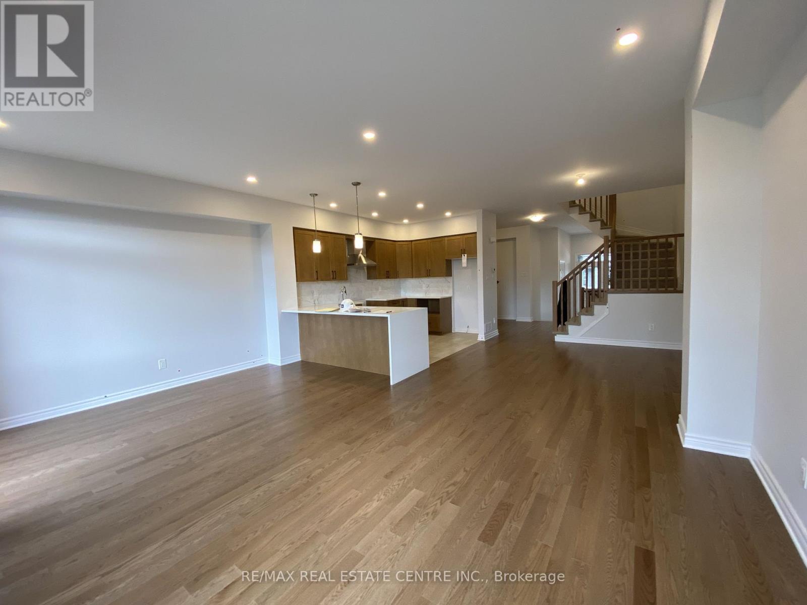 2440 Goldhawk Road, Ottawa, Ontario  K2S 2X7 - Photo 4 - X12947868