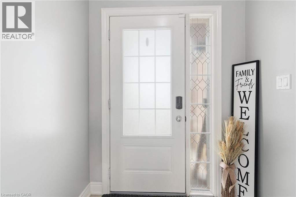 914 Burwell Street, Fort Erie, Ontario  L2A 0E3 - Photo 5 - 40802854