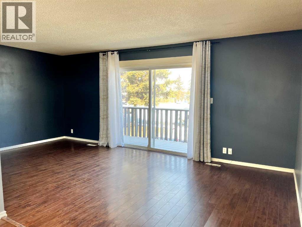 24 45 Streetcrescent, Sylvan Lake, Alberta  T4S 2P9 - Photo 5 - A2296926