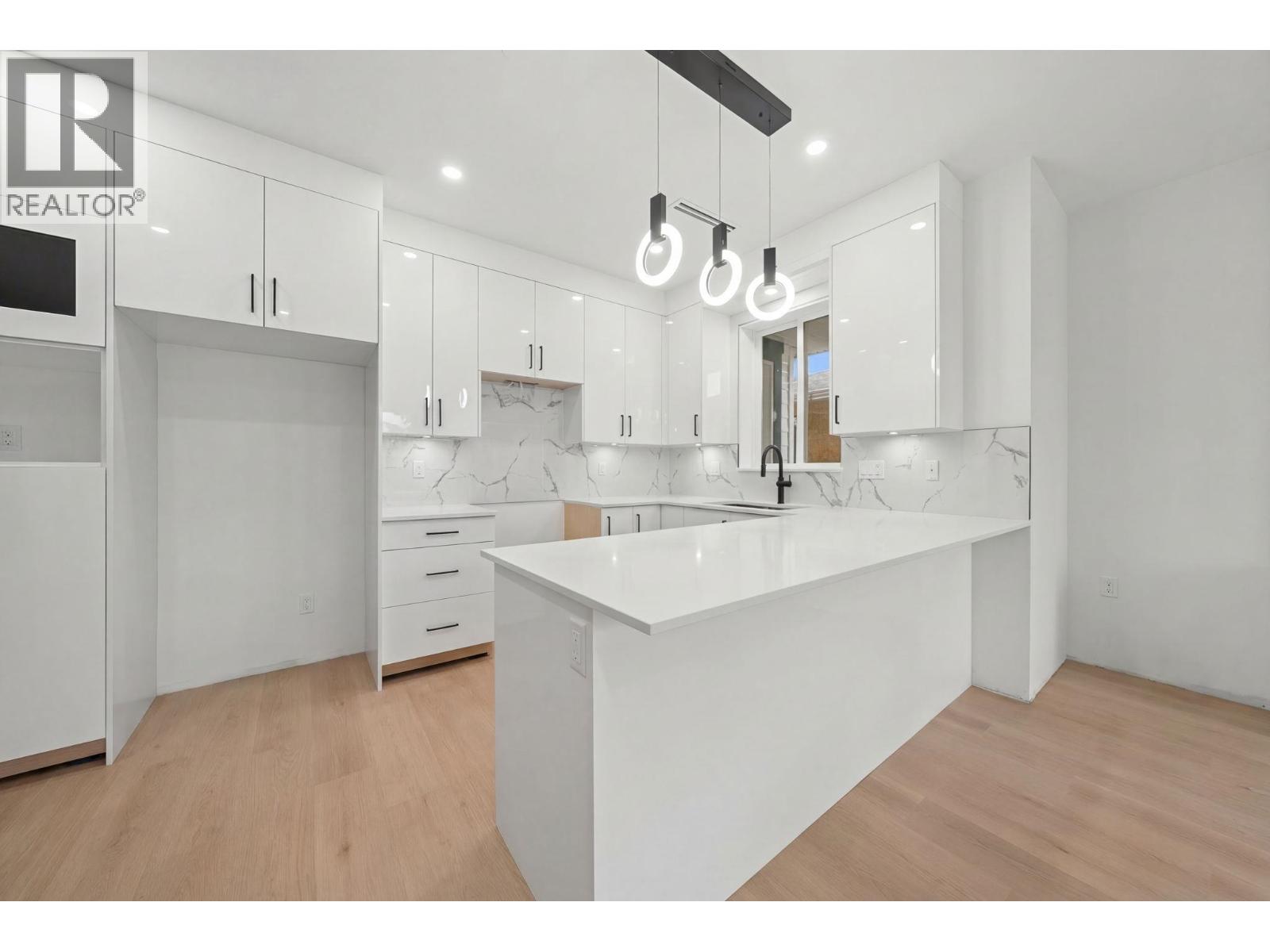 279 E 48th Avenue, Vancouver, British Columbia  V5W 2C9 - Photo 4 - R3097066