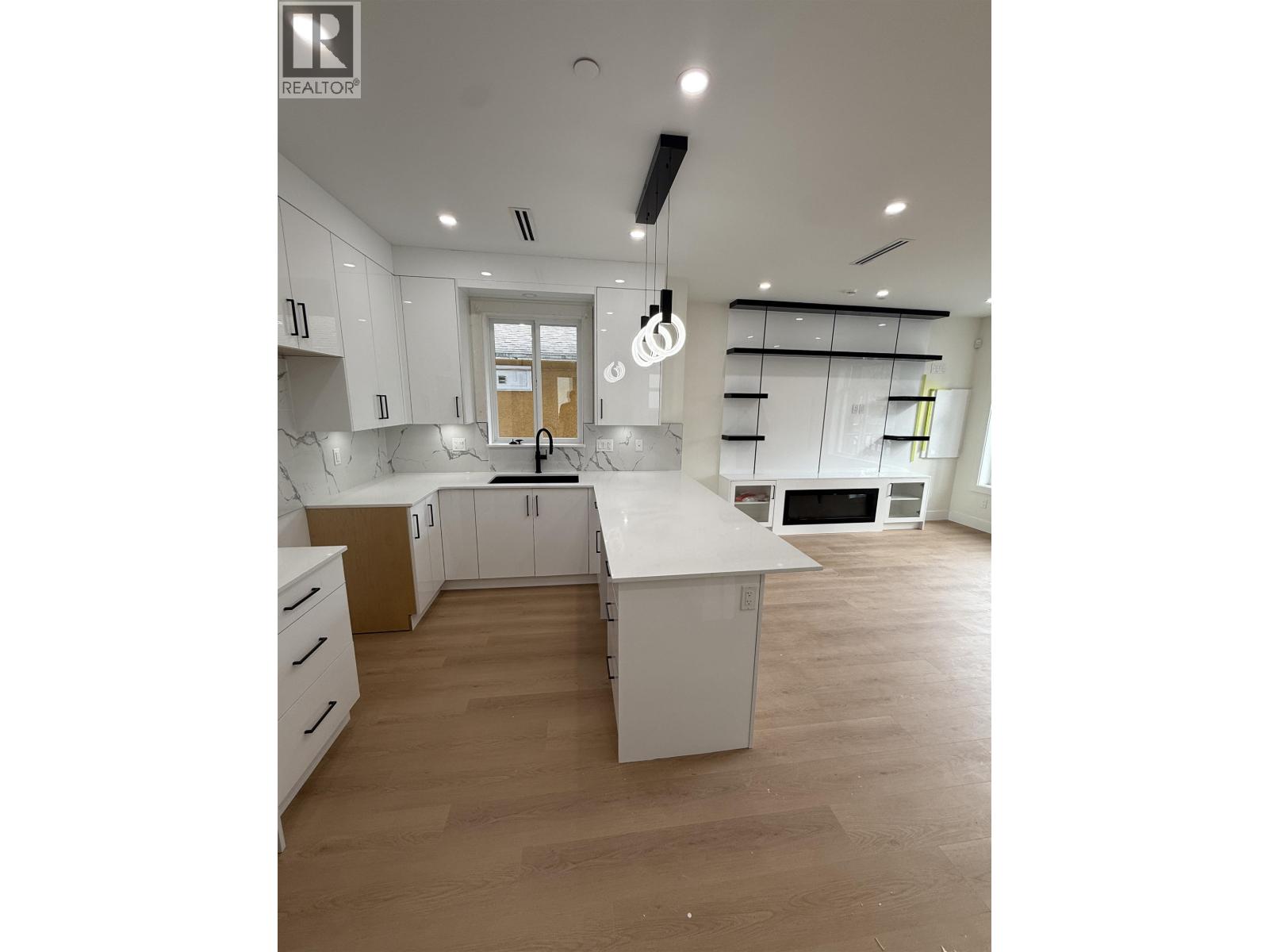 279 E 48th Avenue, Vancouver, British Columbia  V5W 2C9 - Photo 6 - R3097066