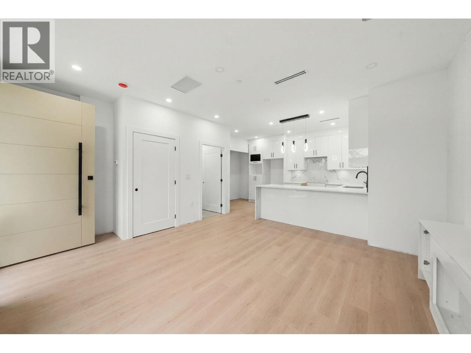 279 E 48th Avenue, Vancouver, British Columbia  V5W 2C9 - Photo 9 - R3097066