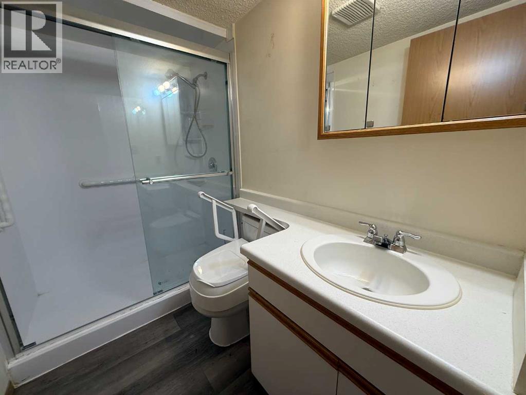 #206, 5007 52 Avenue, Ponoka, Alberta  T4J 1S3 - Photo 6 - A2297549