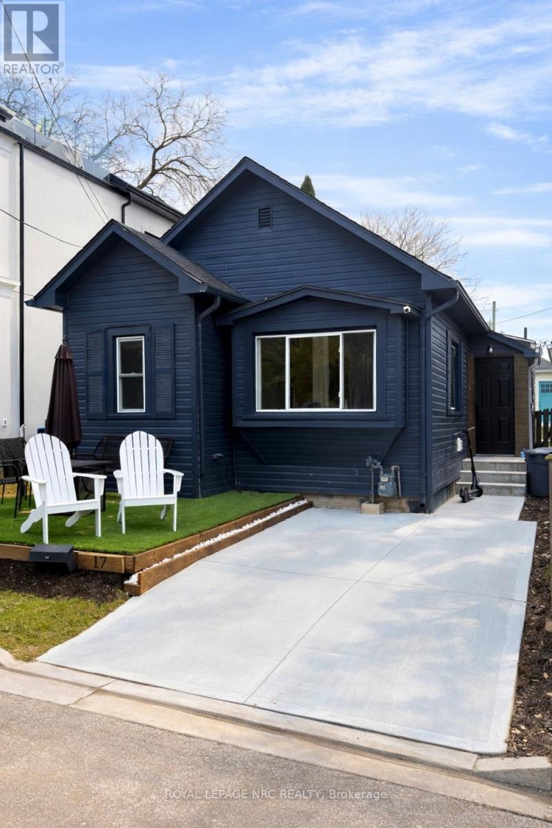 17 CONSIDINE AVENUE, St. Catharines, Ontario