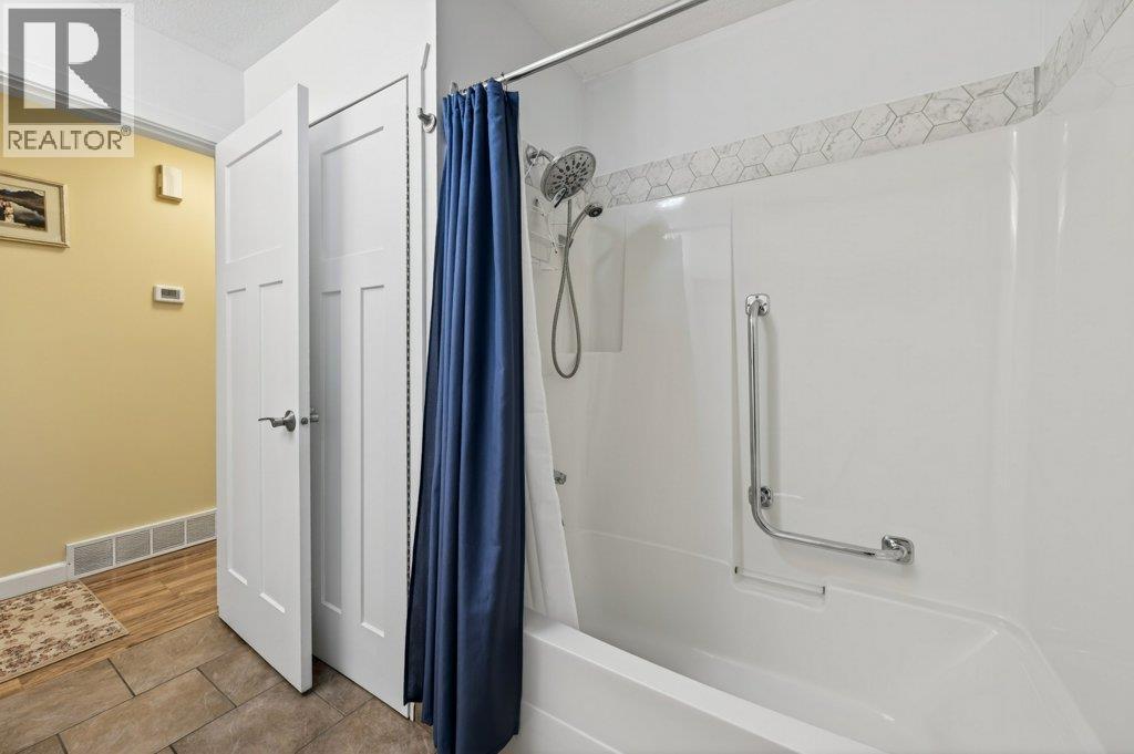 3021 Bank Road, Kamloops, British Columbia  V2B 6Z1 - Photo 10 - 10381236