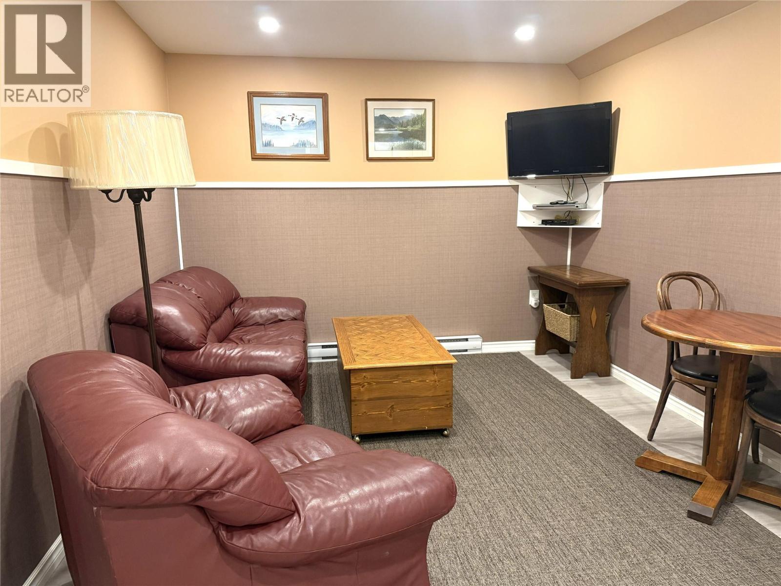 3021 Bank Road, Kamloops, British Columbia  V2B 6Z1 - Photo 19 - 10381236