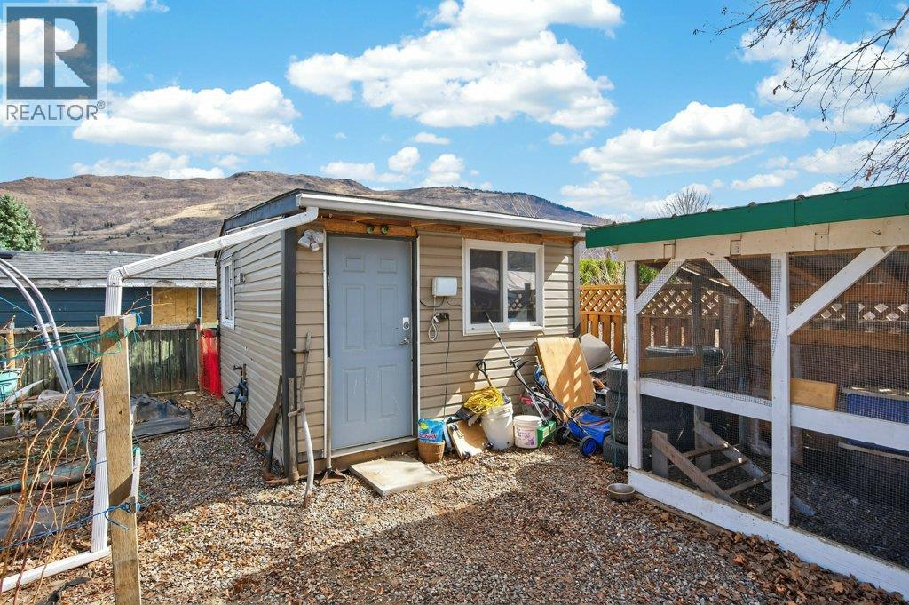 3021 Bank Road, Kamloops, British Columbia  V2B 6Z1 - Photo 38 - 10381236
