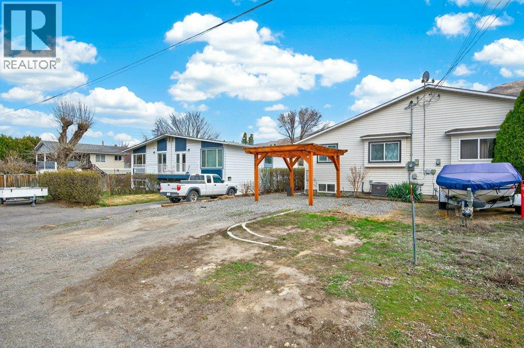 3021 Bank Road, Kamloops, British Columbia  V2B 6Z1 - Photo 43 - 10381236